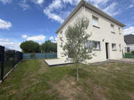 A LOUER SARGÉ-LES-LE-MANS : MAISON 5 CHAMBRES AVEC GARAGE ET — photo 2