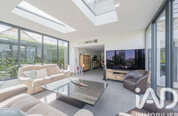 Vente Maison/villa 7 pièces — photo 2