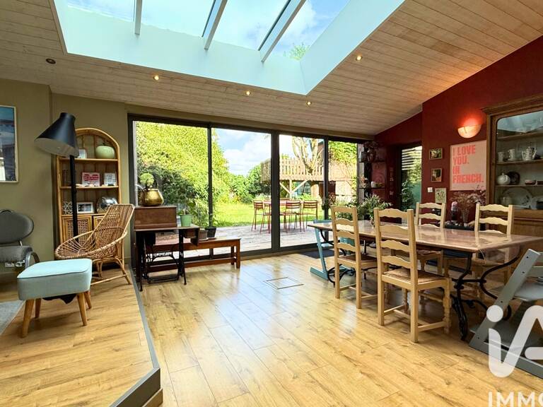 Vente Maison/villa 8 pièces — photo 1