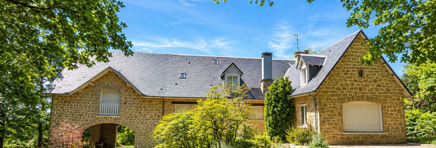 Maison 9 Pièces 268 m² à vendre à Sarran (19800)