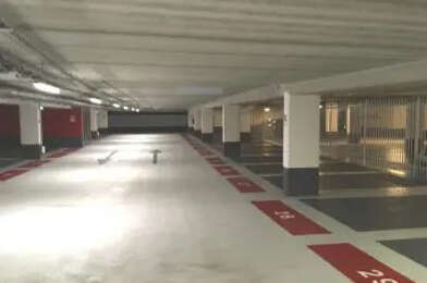 Garage  28000 €