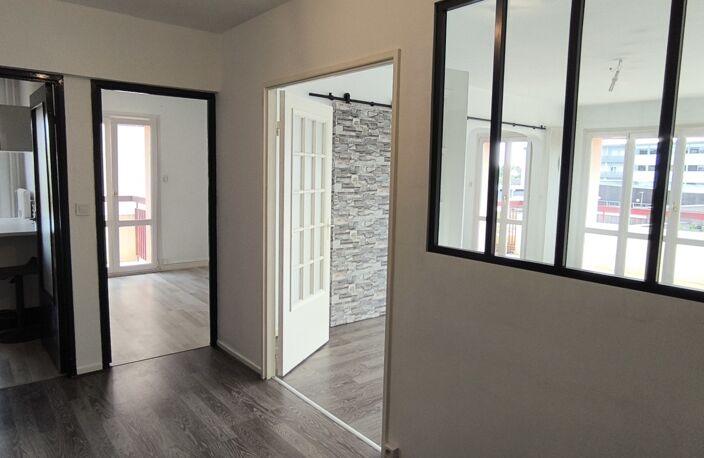 Vente Appartement 4 pièces — photo 3