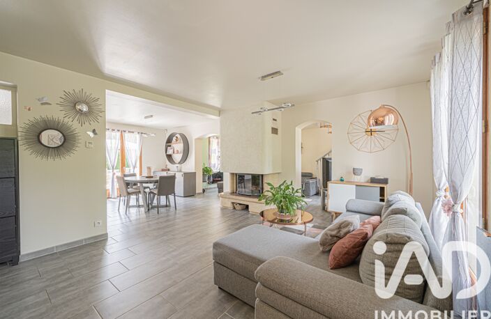 Vente Maison/villa 7 pièces — photo 2