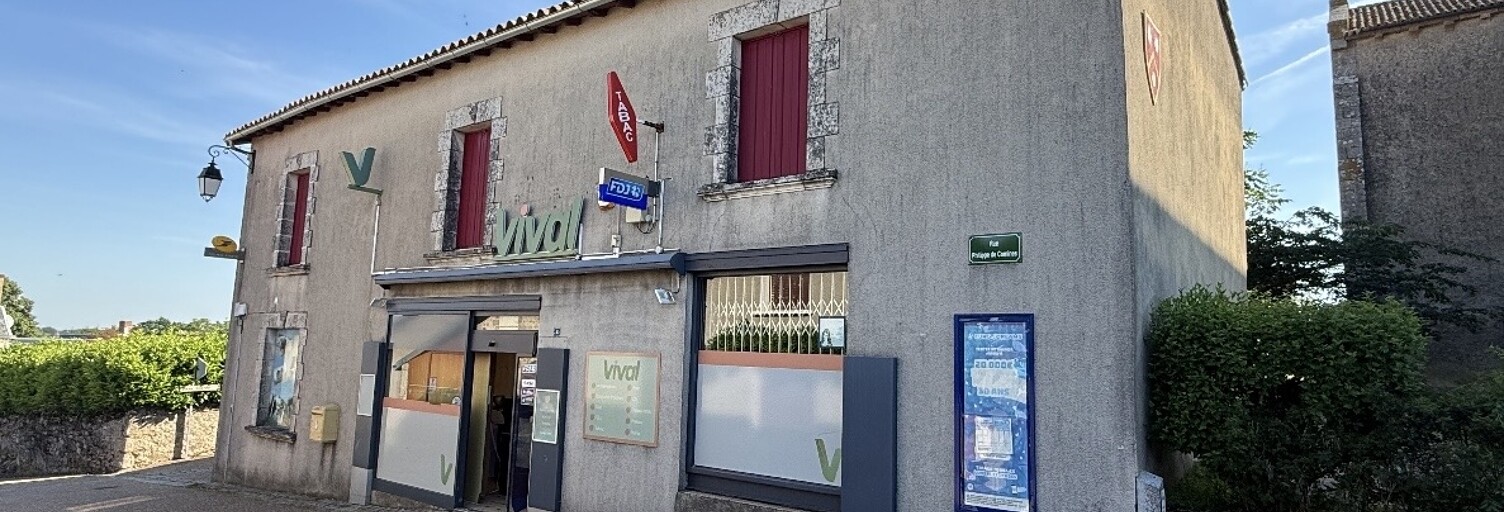 Commerce  176 m² à vendre à Gourgé (79200)