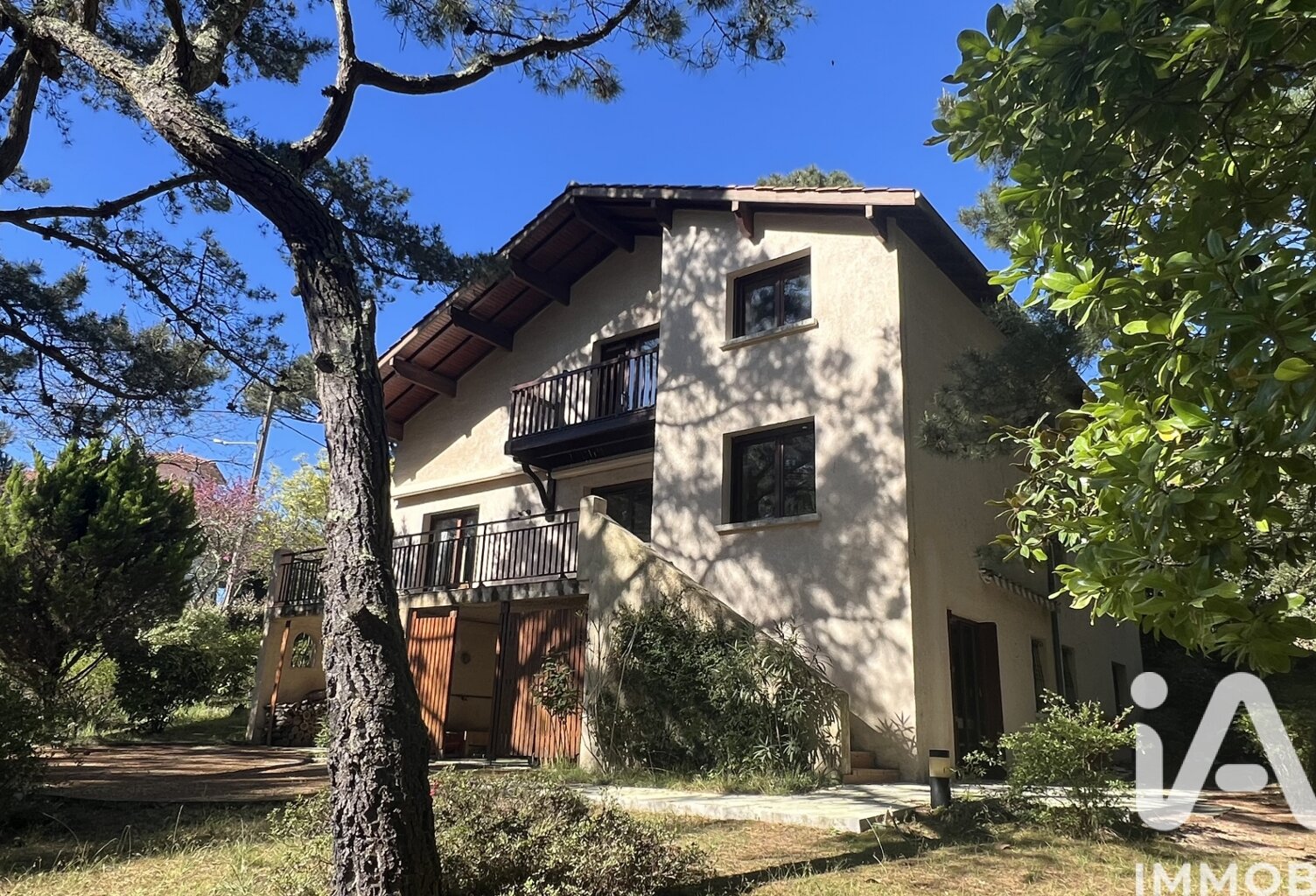 Vente Maison/villa 8 pièces — photo 1