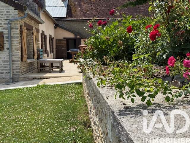 Vente Maison/villa 8 pièces — photo du bien