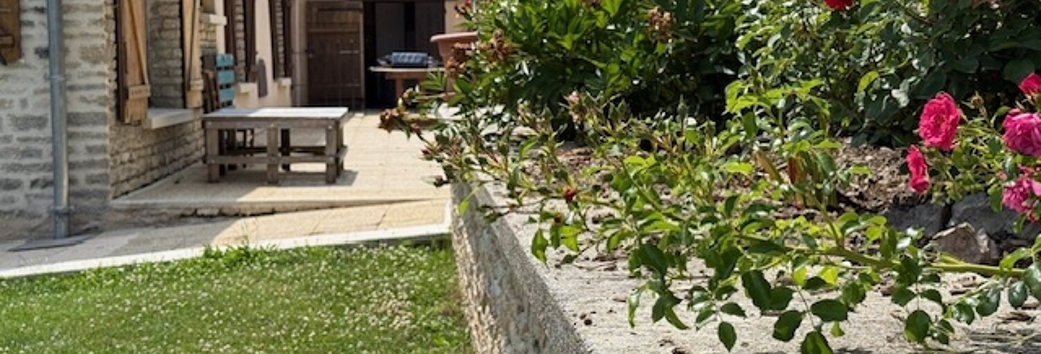 Maison 8 Pièces 221 m² à vendre à Avirey-Lingey (10340)