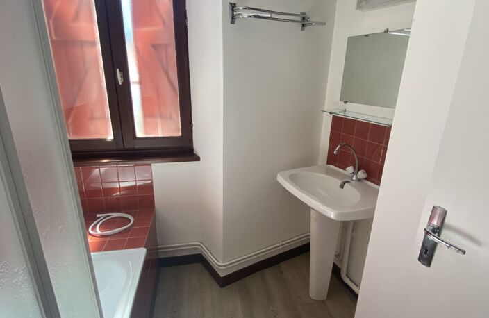 Vente Studio 1 pièce — photo 2