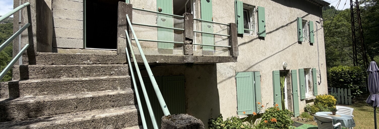 Maison 14 Pièces 200 m² à vendre à Juvinas (07600)