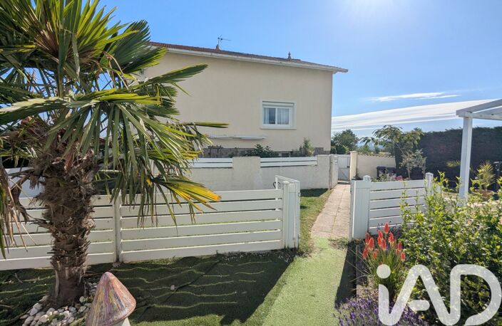 Vente Maison/villa 8 pièces — photo 3