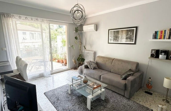 APPARTEMENT + IMMENSE TERRASSE + PARKING GARAGE A MENTON — photo 2