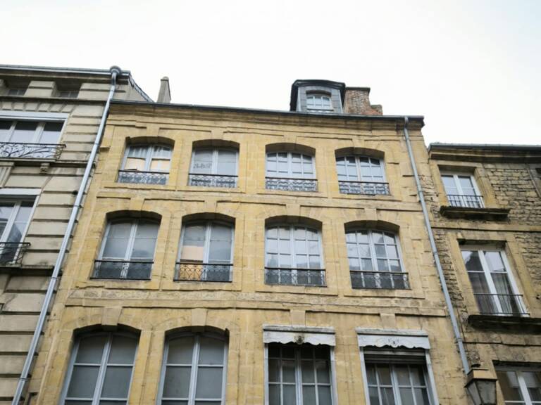 Vente Immeuble 300 m&sup2; — photo 1