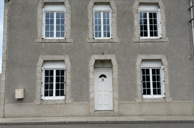 Maison 5 pièces 900 €