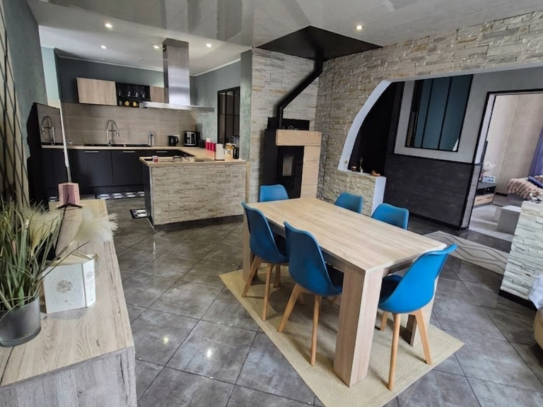 Vente Maison/villa 6 pièces — photo 1