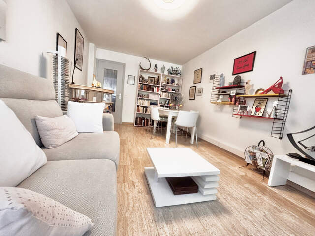 CANNES CENTRE  RARE ! 4433EUR/M2 T2 60M2 EXTÉRIEURS CAVE 6 COU — photo du bien