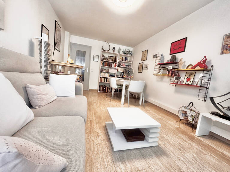 CANNES CENTRE  RARE ! 4433EUR/M2 T2 60M2 EXTÉRIEURS CAVE 6 COU — photo 1
