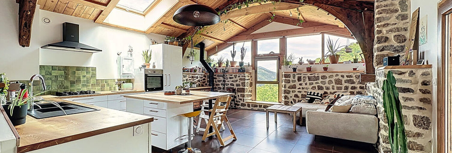 Maison 6 Pièces 140 m² à vendre à Montpezat-sous-Bauzon (07560)