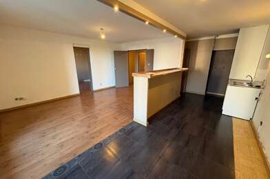 Appartement 4 pièces 152700 €