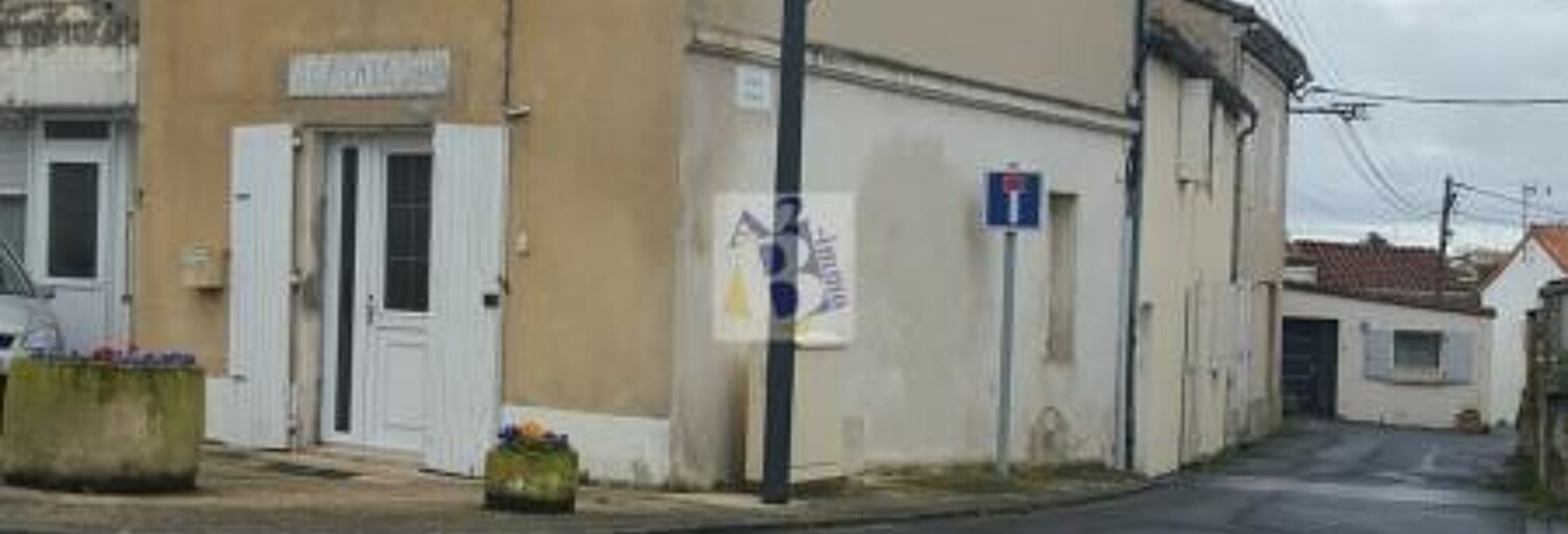 Maison 3 Pièces 88 m² à louer à Saint-Michel (16470)