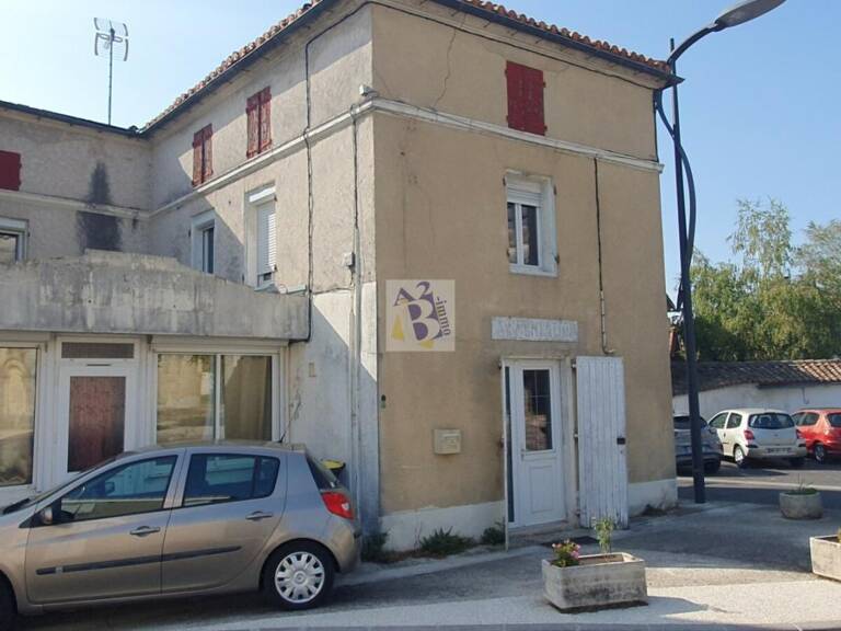 Saint Michel 1 Studio + 1 maison T3 — photo 1
