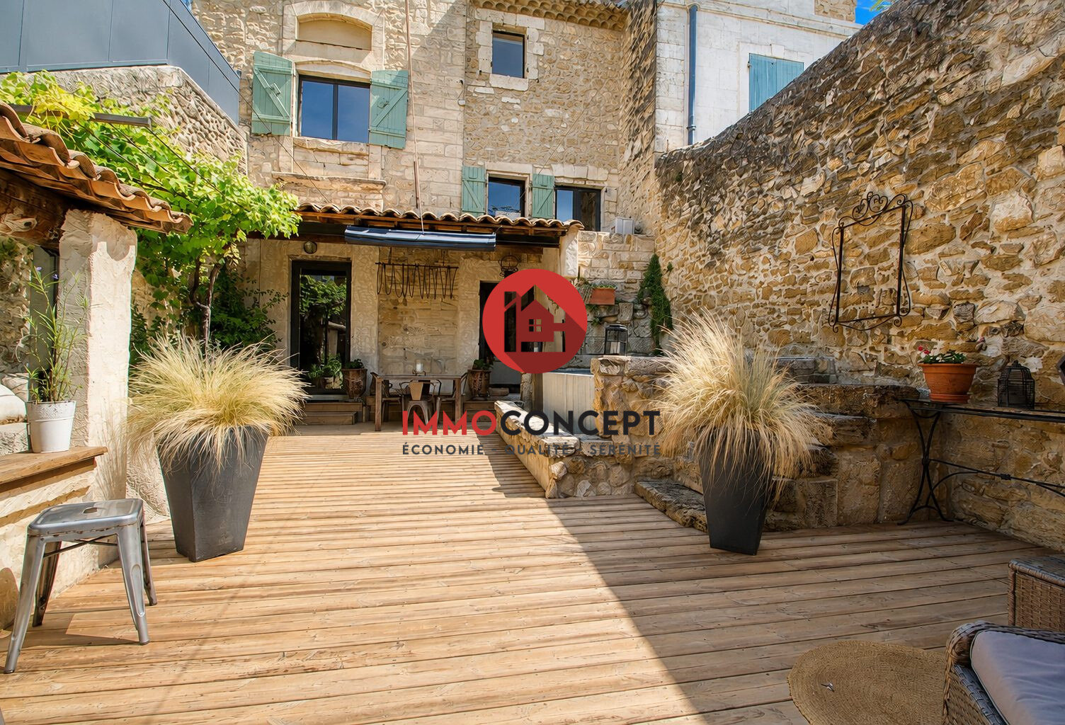 Maison de village de caractère avec bassin, studio indépendant — photo 1