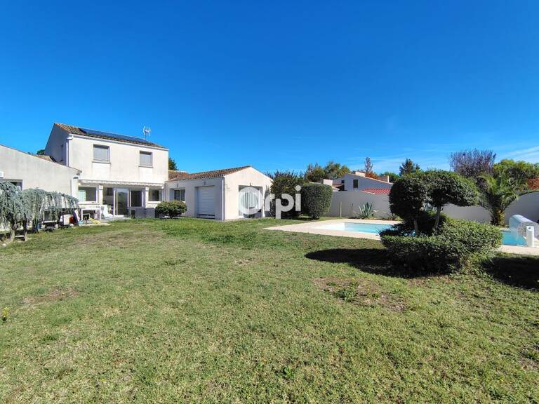 Breuillet – Maison familiale de standing avec piscine — photo 1
