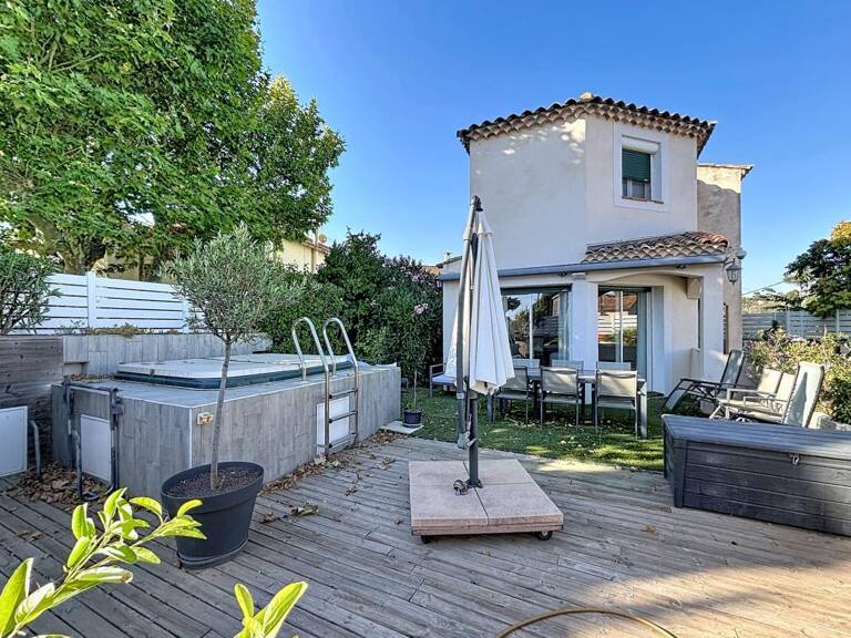 Marseille 12e (Montolivet) – Maison 101 m² avec terrasse Sud, jacuzzi, garage et DPE B — photo 1