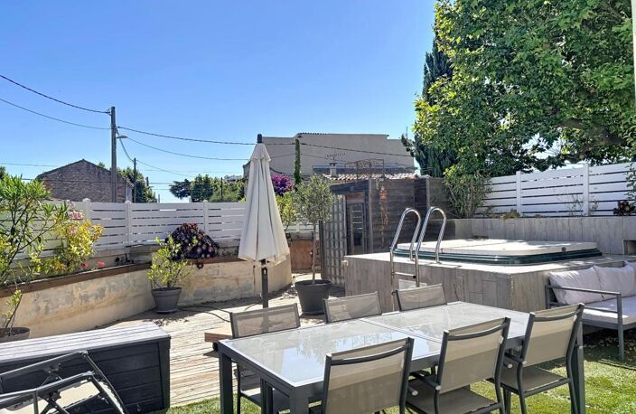 Marseille 12e (Montolivet) – Maison 101 m² avec terrasse Sud, jacuzzi, garage et DPE B — photo 4