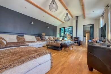 Maison 6 pièces 598000 €