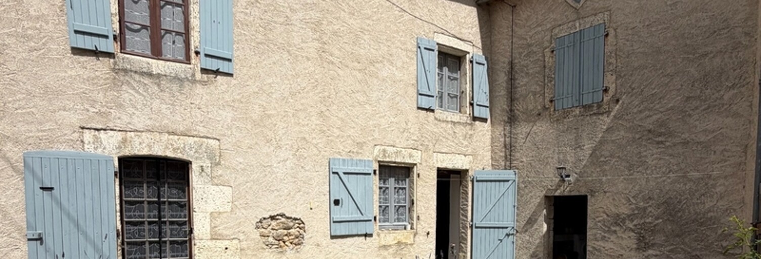 Maison 7 Pièces 159 m² à vendre à Vouzan (16410)