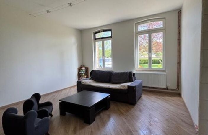 NOUVEAUTÉ – Maison de caractère rénovée de 183 m² avec fort potentiel — photo 4