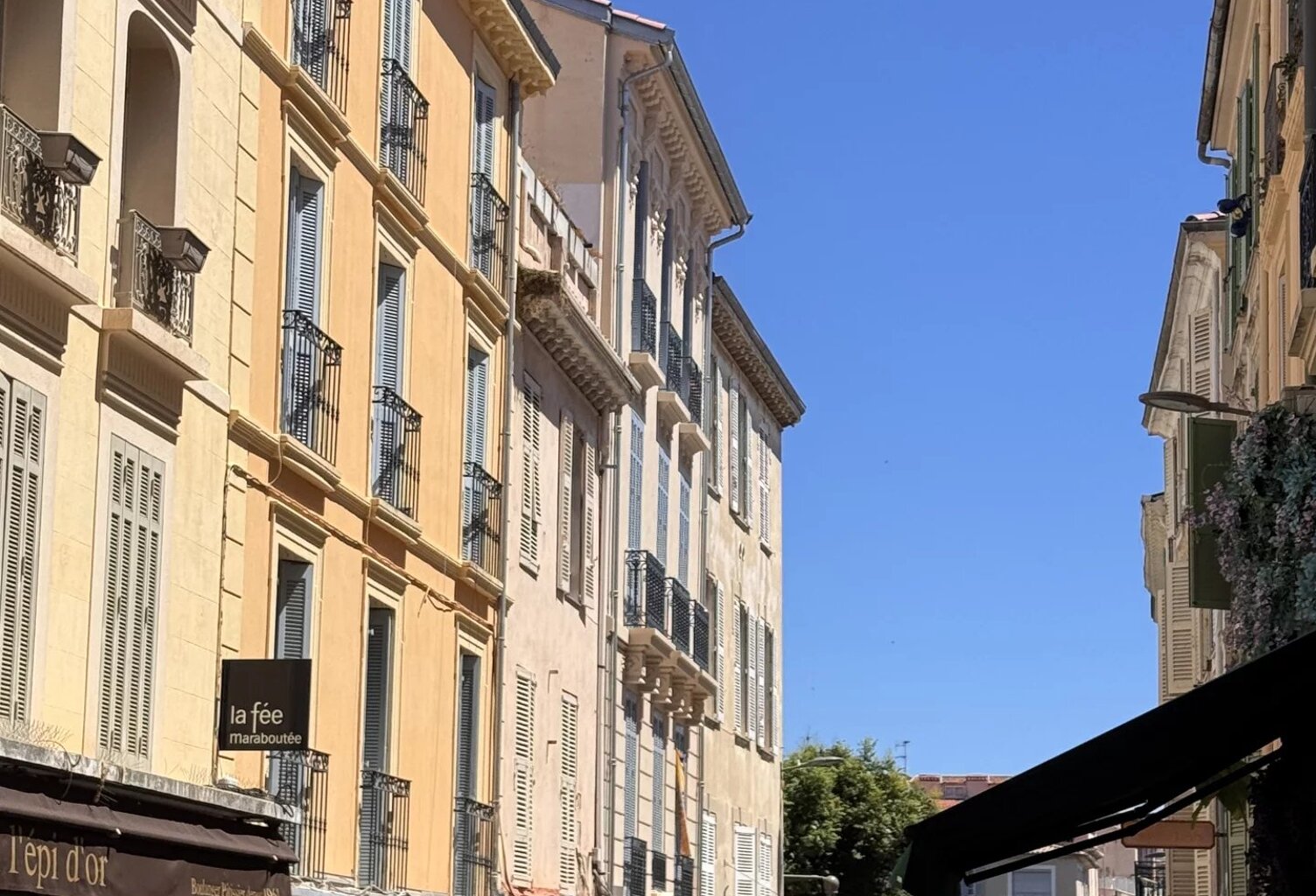 ANTIBES  COEUR DE VILLE -  EXCLUSIVITE — photo 1