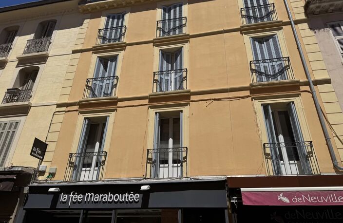 ANTIBES  COEUR DE VILLE -  EXCLUSIVITE — photo 2