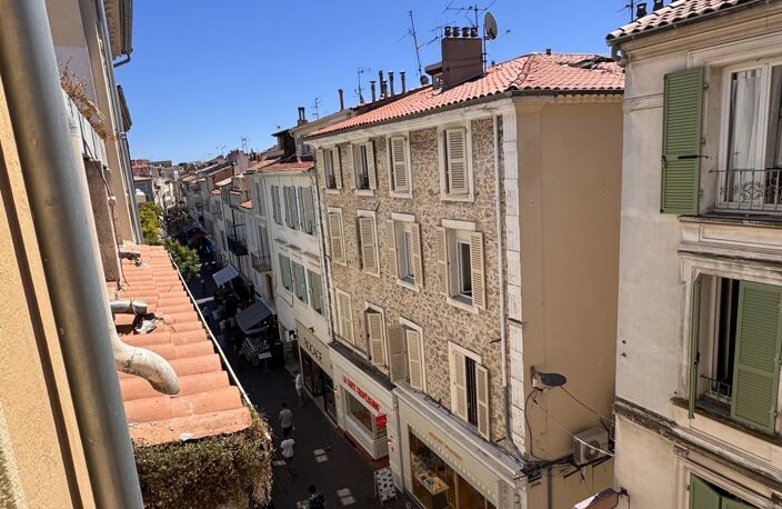 ANTIBES  COEUR DE VILLE -  EXCLUSIVITE — photo 5
