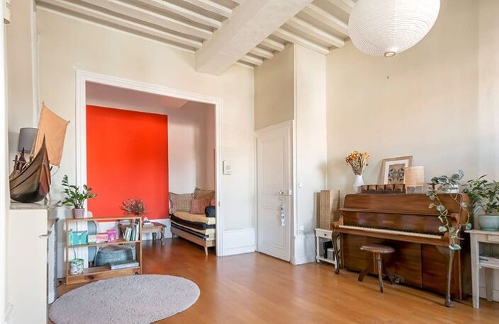 VILLEURBANNE - Appartement de charme T3 de 85 m² – Possibilité T4 – Cachet de l’ancien et faibles charges — photo 4