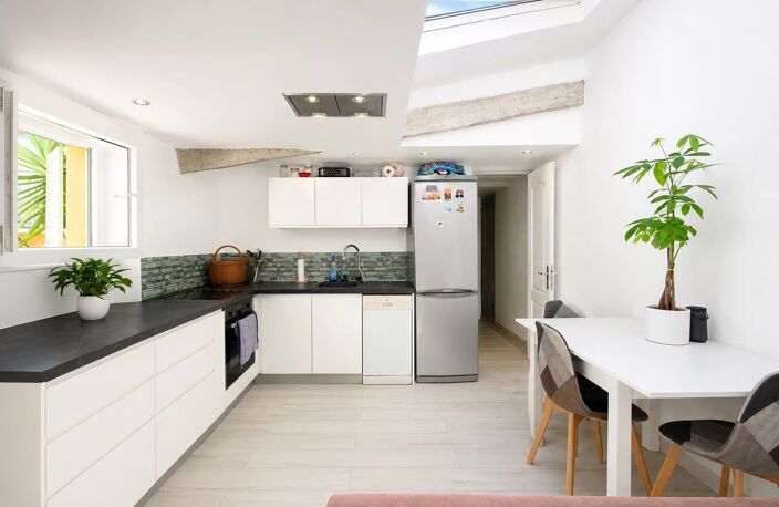 NICE 'LE PORT' - 2P 40M² | ENTRÉE INDÉPENDANTE — photo 2