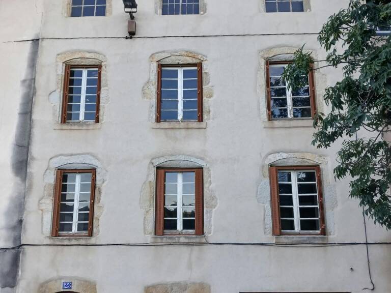 THIERS – LE MOUTIER | MAISON DE VILLE À FORT POTENTIEL INVESTISSEUR ! — photo 1