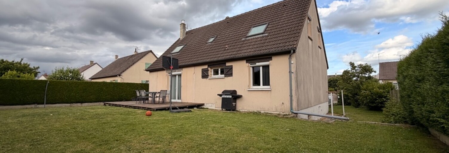 Maison 8 Pièces 178 m² à vendre à Lucé (28110)