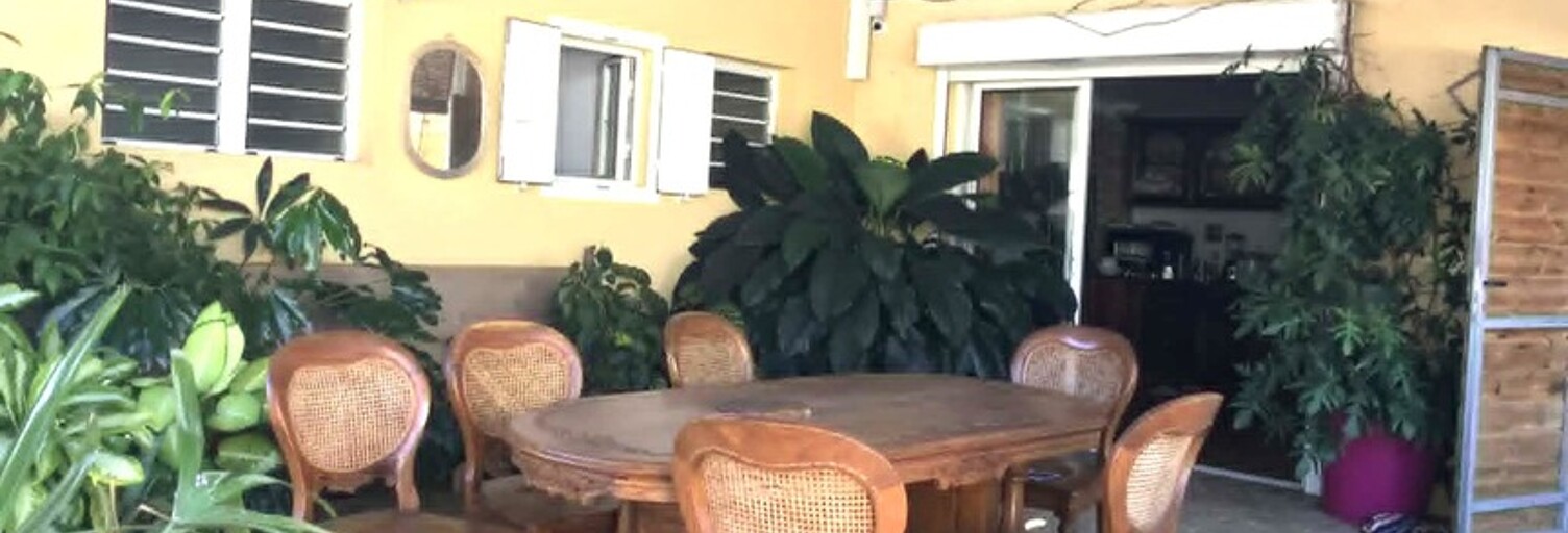 Maison 5 Pièces 140 m² à vendre à Saint-Pierre (97432)