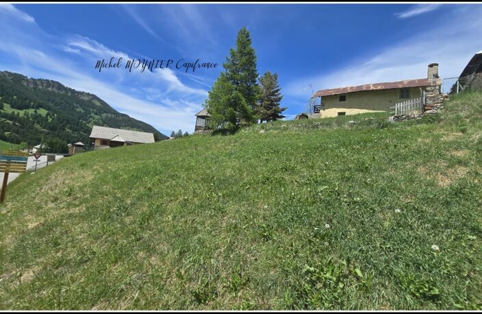 Terrain à bâtir à Molines-en-Queyras (05) – 1 186 m² avec vue dominante — photo 2