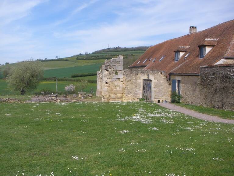 Demeure historique PRECY-SOUS-THIL composée de 15 pièces (390 m²) et 950 m² de dépendances — photo 1