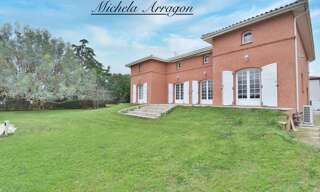 Maison 7 Pièces 210 m² à vendre à Aussonne (31840)