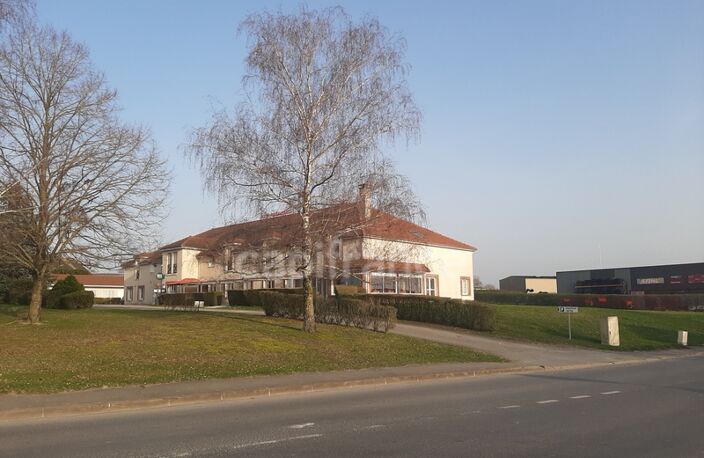 Exclusivité Opportunité d'Investissement Murs et fonds – Ardennes Françaises Hôtel-Restaurant Stratégique – Idéal Investisseurs et Exploitants Belges — photo 2