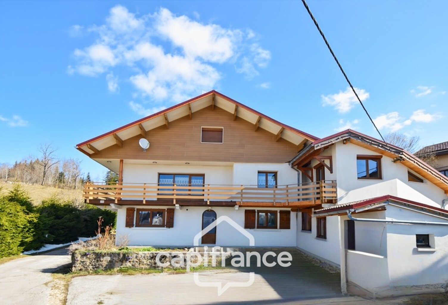 Maison à vendre 9 pièces avec appartement indépendant LES ROUSSES (39) — photo 1