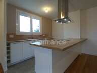Dpt Vienne (86), à vendre POITIERS appartement T3 de 100 m² + garage + parking — photo 2