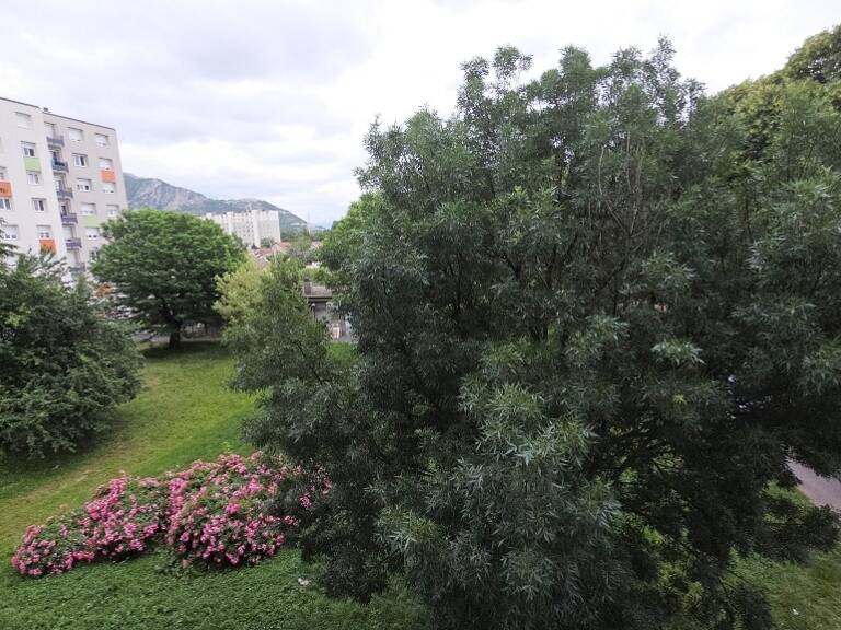 T2 avec balcon et cave — photo 1