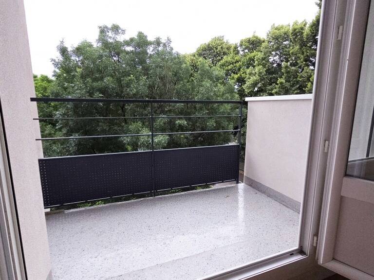 T2 avec balcon et cave — photo 1
