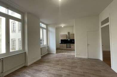Appartement 3 pièces 1027 €