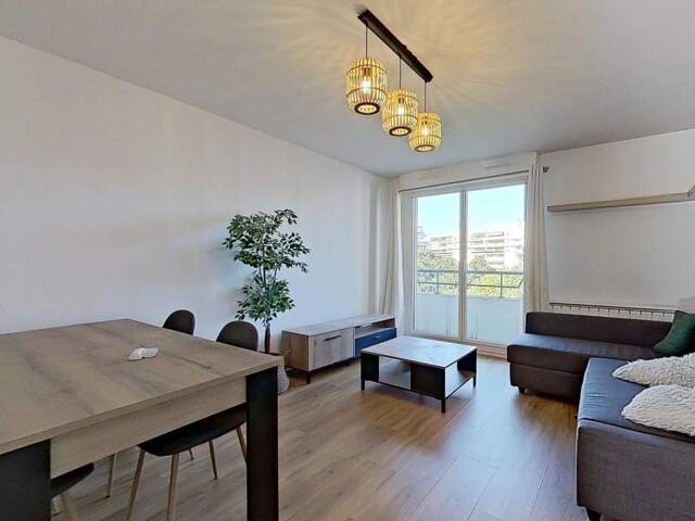 49 Rue Francis de Pressensé Villeurbanne 69100 - T3 Meublé - 1290 €CC — photo du bien