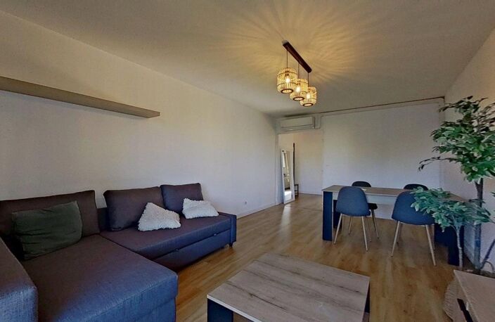 49 Rue Francis de Pressensé Villeurbanne 69100 - T3 Meublé - 1290 €CC — photo 2